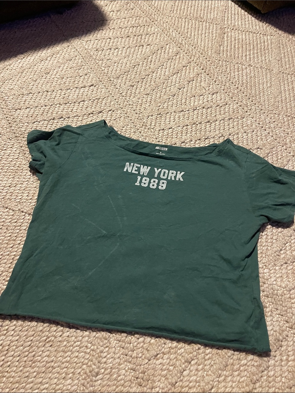 Hollister Forest Green Women’s Crop Top with New York 1989 Print